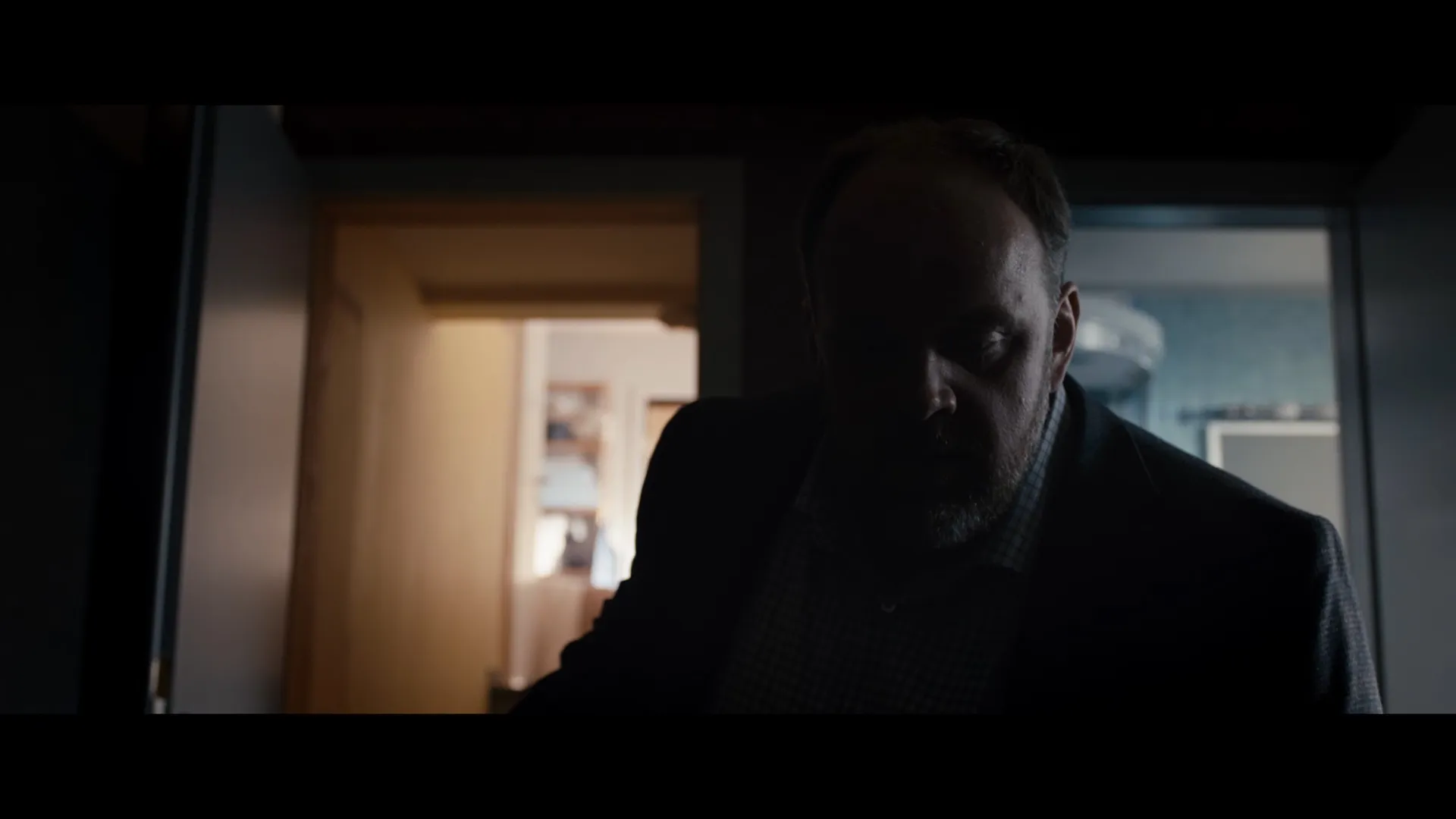 Pauvre Georges — still 4